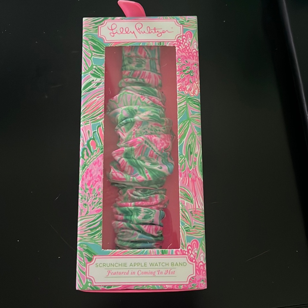 NWT Lilly Pulitzer Scrunchie Apple Watch Band